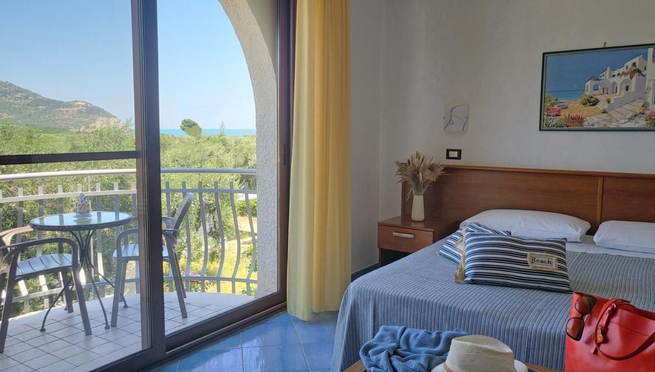 Hotel Residence Torre Del Porto Матината Екстериор снимка