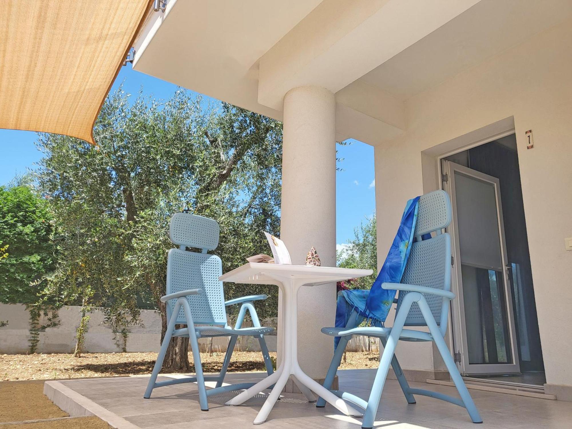 Hotel Residence Torre Del Porto Матината Стая снимка