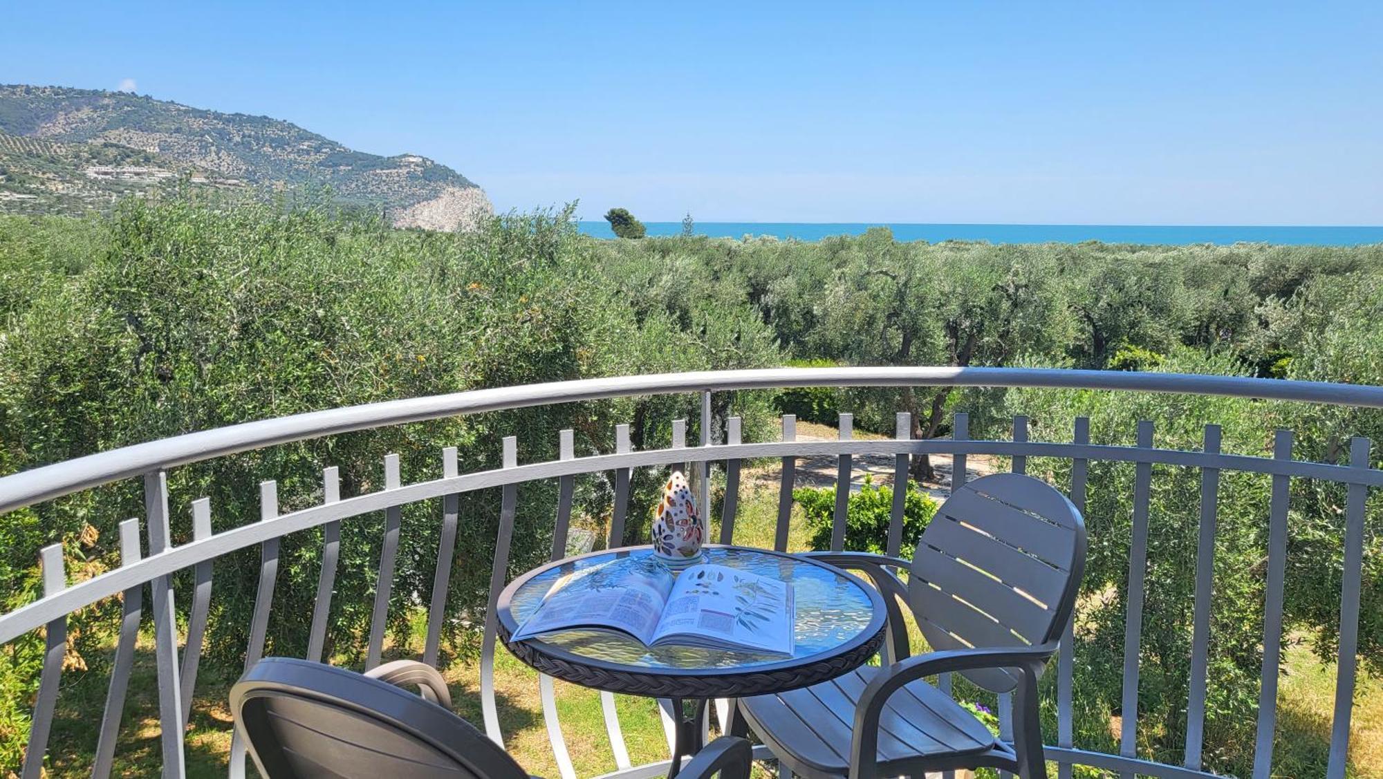 Hotel Residence Torre Del Porto Матината Екстериор снимка